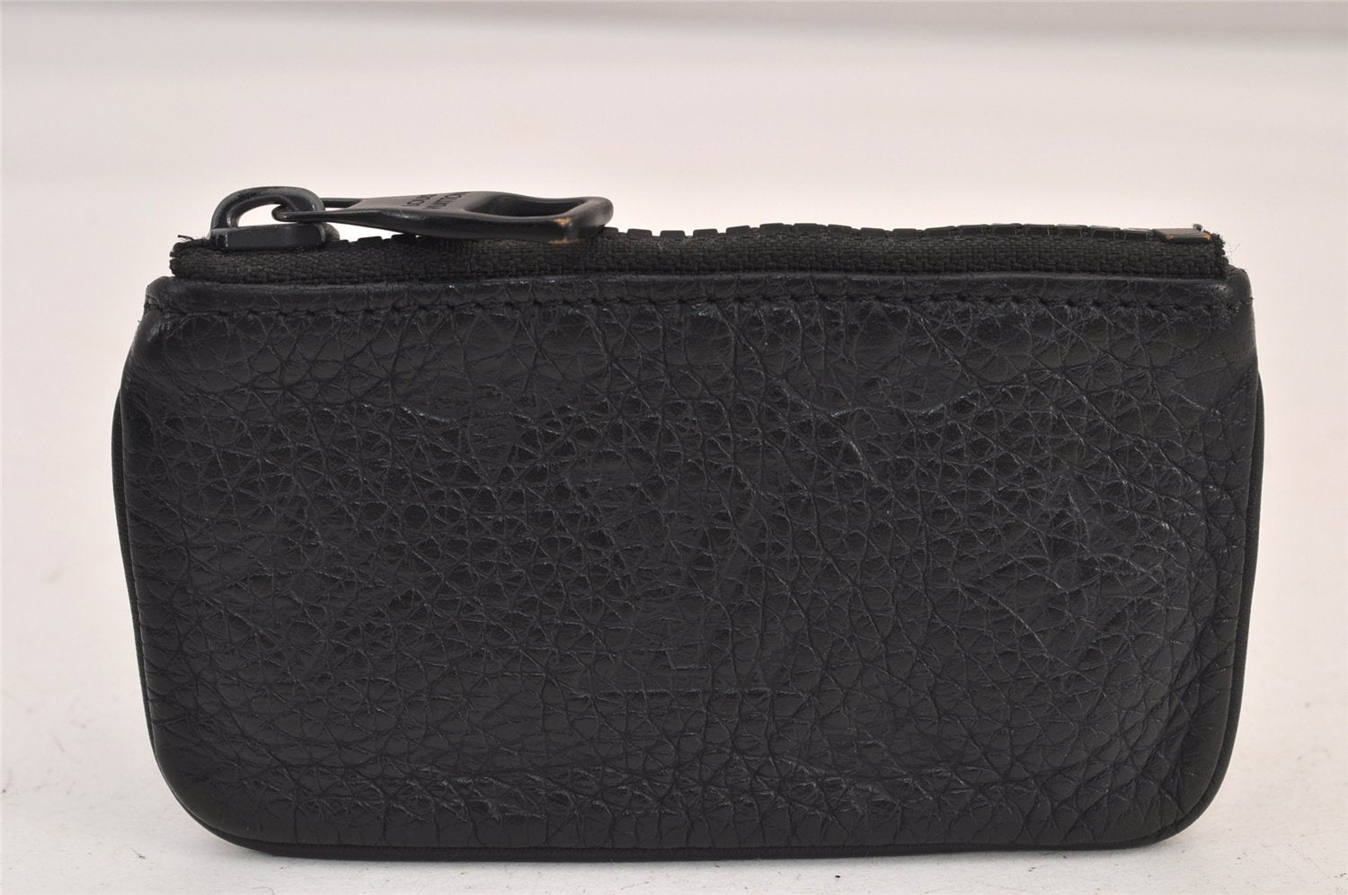 Authentic Louis Vuitton Taurillon Monogram Pochette Cles Black M67452 LV 8331M