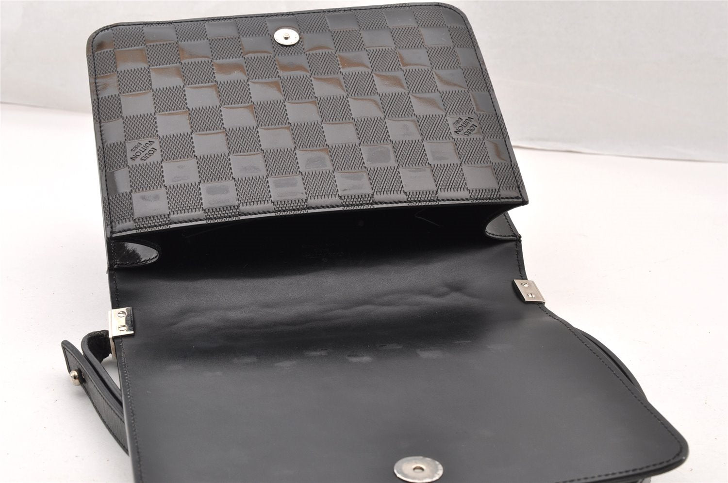 Authentic Louis Vuitton Damier Vernis Cabaret Shoulder Bag Black M92124 LV 8333I