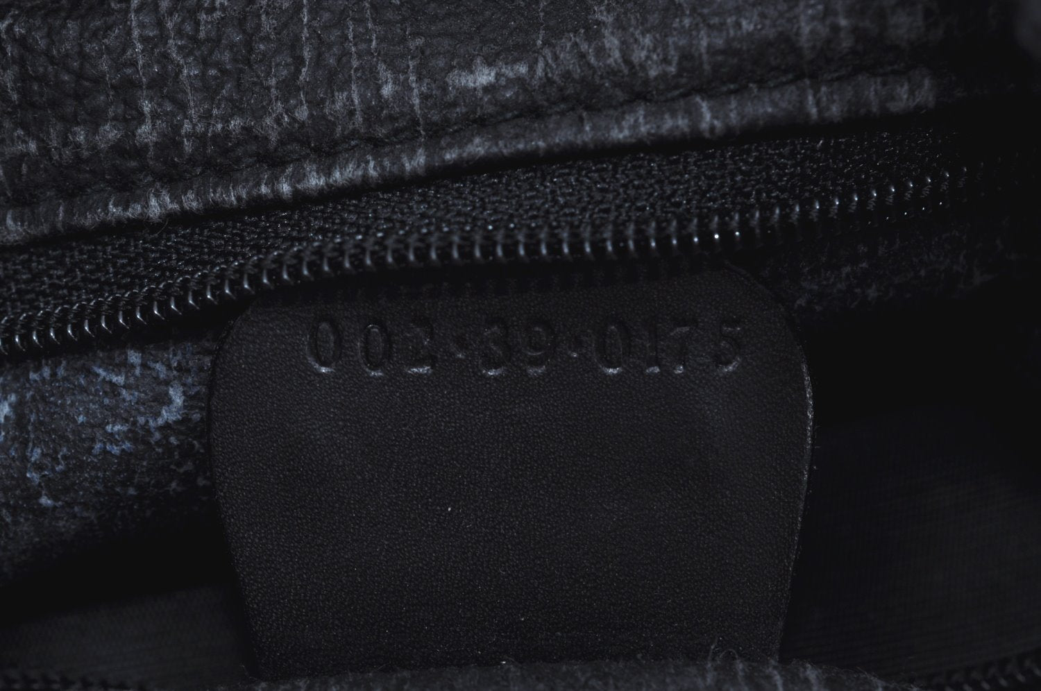 Authentic GUCCI Vintage Micro GG PVC Leather Shoulder Tote Bag Black 8334H