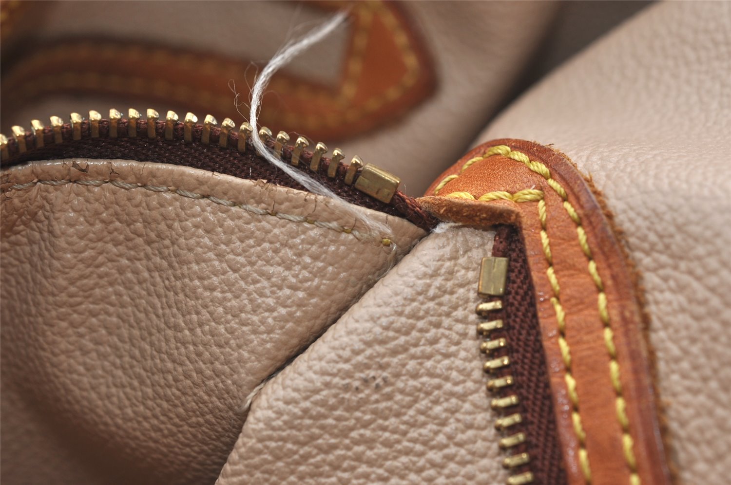 Authentic Louis Vuitton Monogram Bucket GM Shoulder Tote Bag M42236 LV 8334J