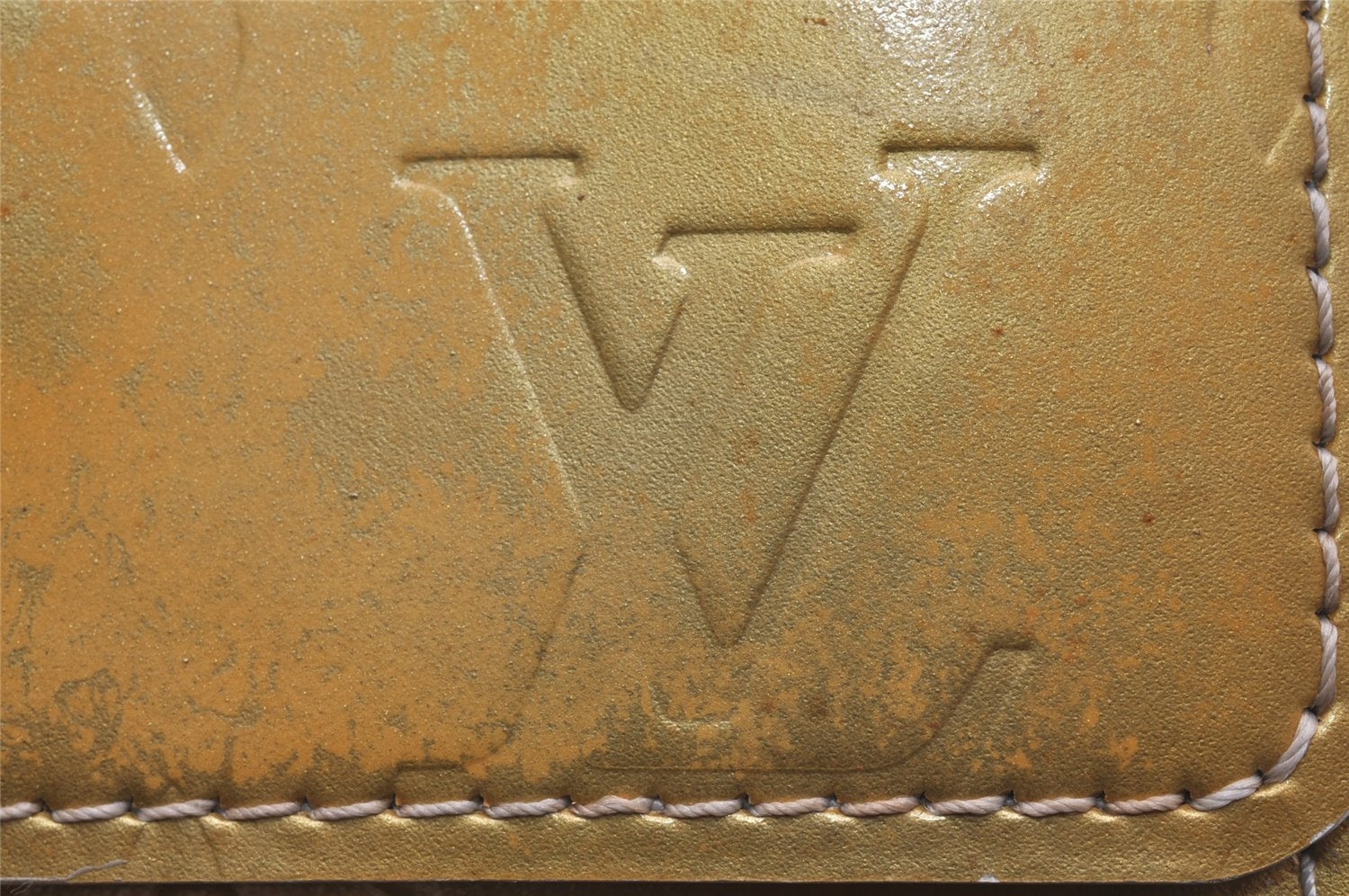 Authentic Louis Vuitton Vernis Kenmare Shoulder Cross Bag Pouch Yellow LV 8337I