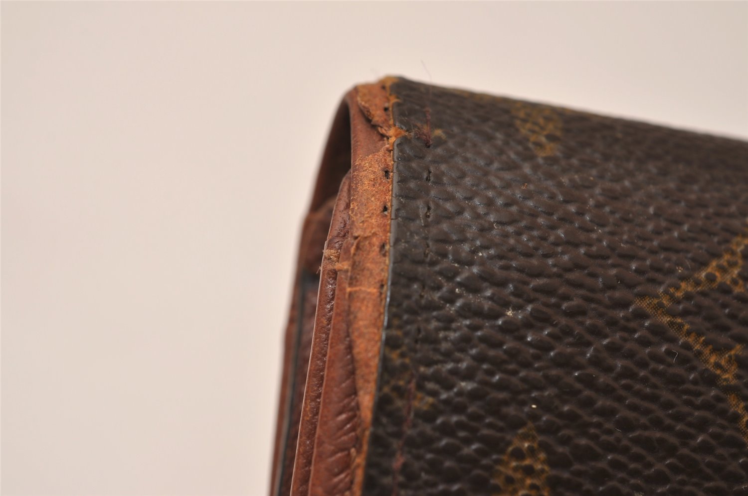 Auth Louis Vuitton Monogram Porte Monnaie Billets Tresor Wallet M61730 LV 8337J