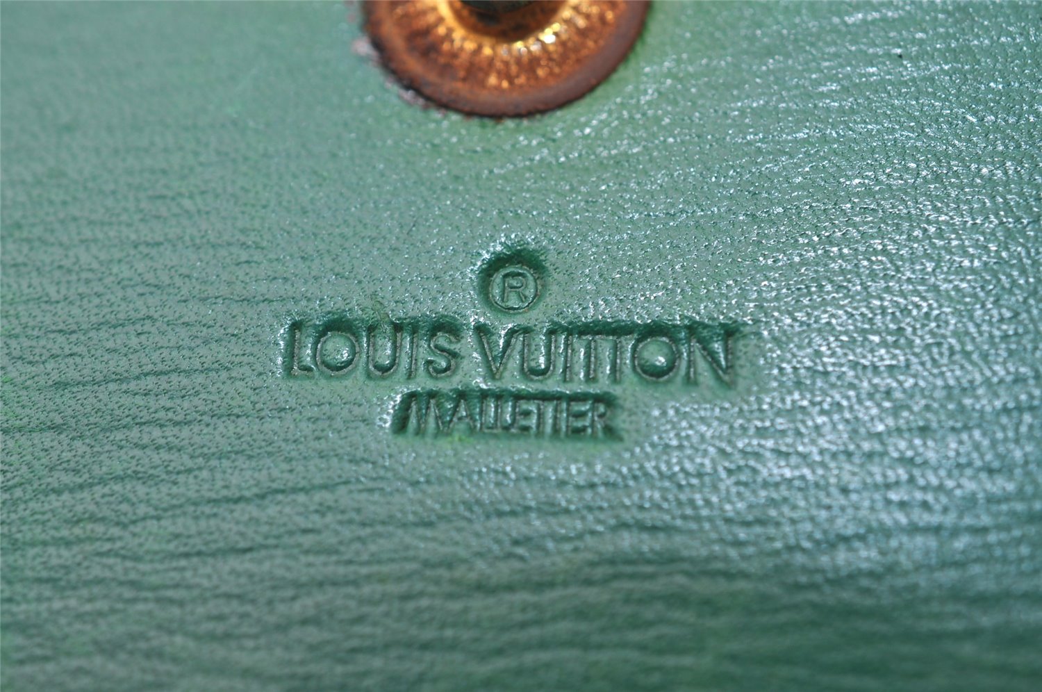 Auth Louis Vuitton Epi Pochette Porte Monnaie Credit Wallet M63574 Green 8338J