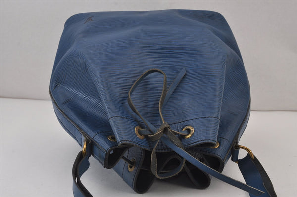 Authentic Louis Vuitton Epi Petit Noe Shoulder Drawstring Bag M44105 Blue 8340J