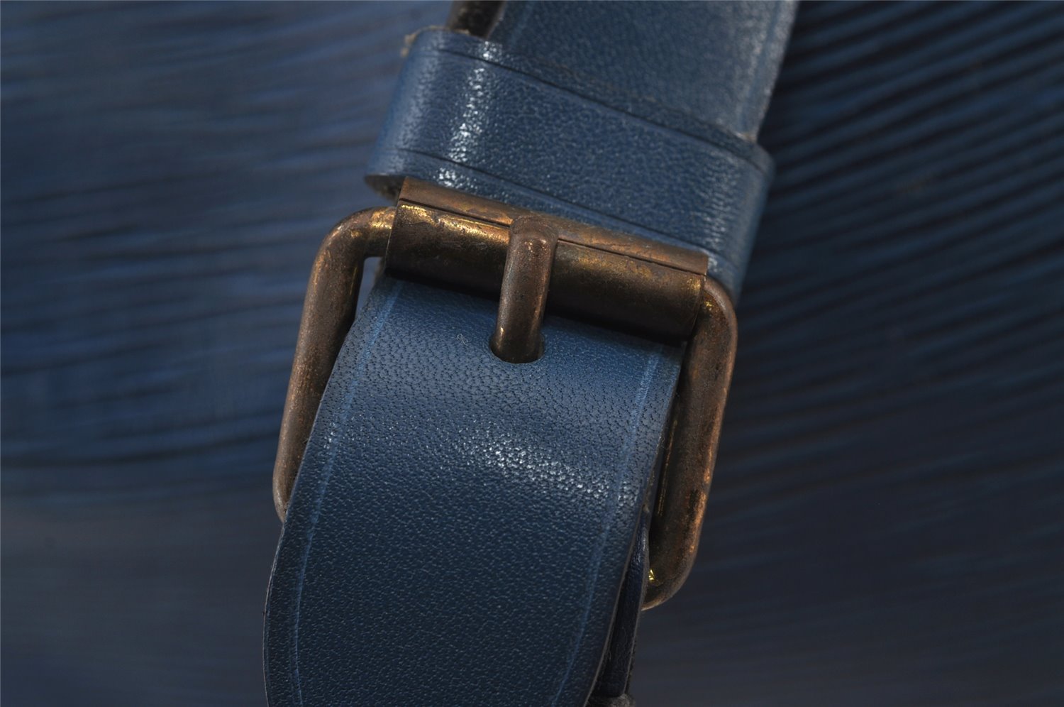 Authentic Louis Vuitton Epi Petit Noe Shoulder Drawstring Bag M44105 Blue 8340J