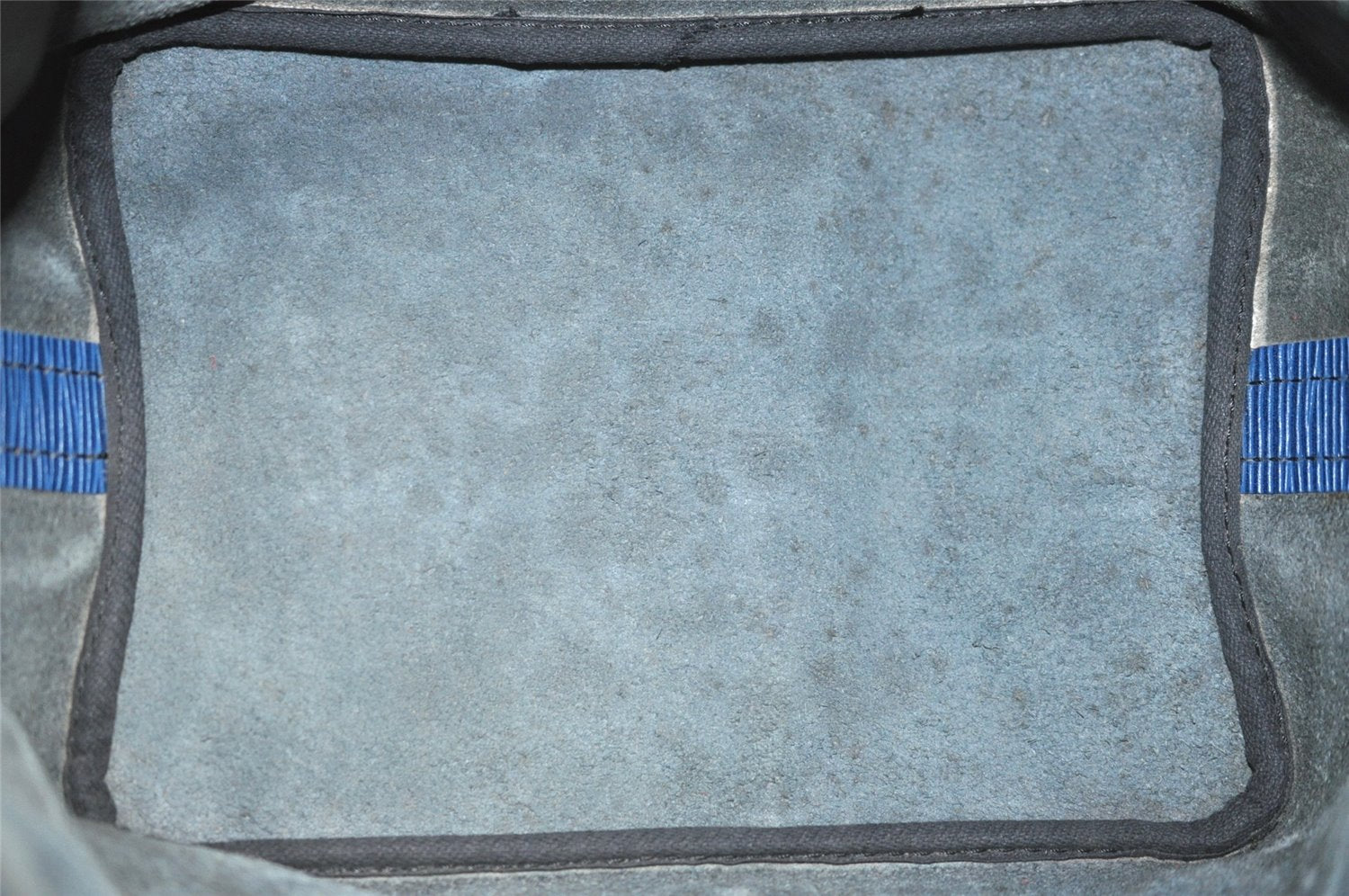 Authentic Louis Vuitton Epi Petit Noe Shoulder Drawstring Bag M44105 Blue 8340J