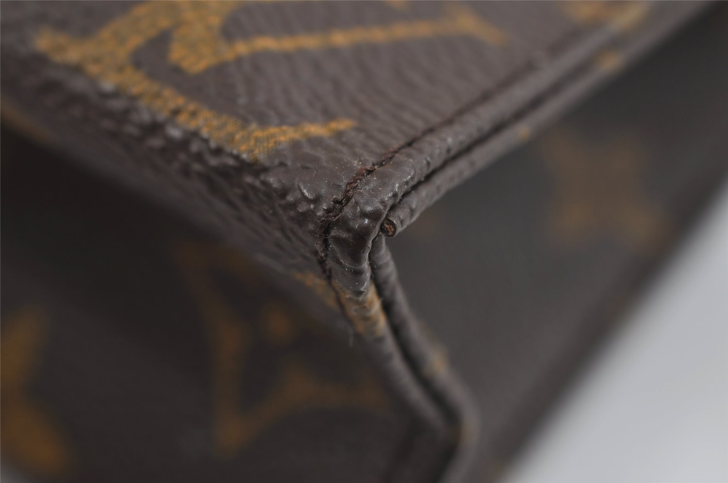 Authentic Louis Vuitton Monogram Poche Toilette 19 M47544 Cosmetics Pouch 8342I