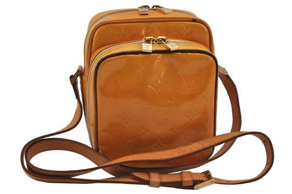 Auth Louis Vuitton Vernis Wooster Shoulder Cross Body Bag Yellow M91075 LV 8343J