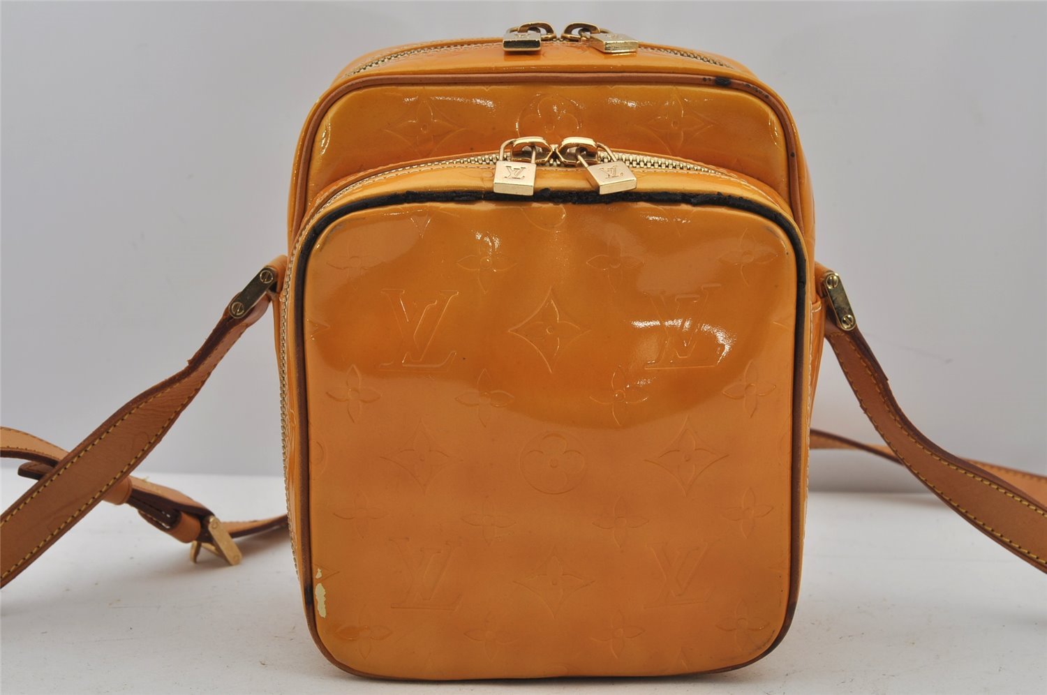 Auth Louis Vuitton Vernis Wooster Shoulder Cross Body Bag Yellow M91075 LV 8343J