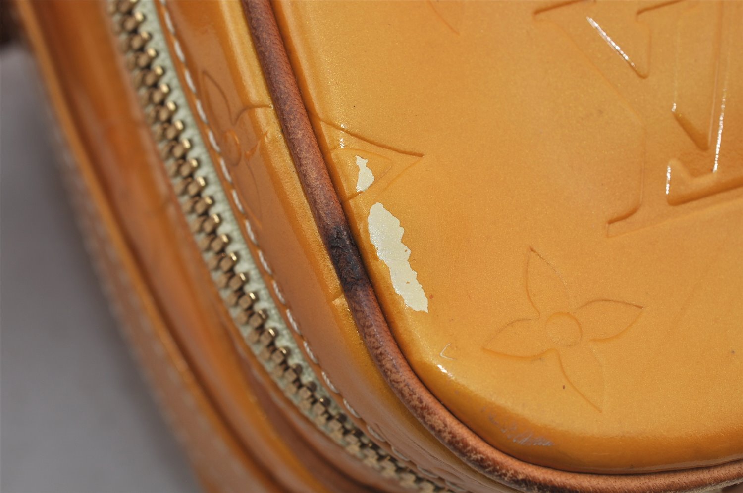 Auth Louis Vuitton Vernis Wooster Shoulder Cross Body Bag Yellow M91075 LV 8343J