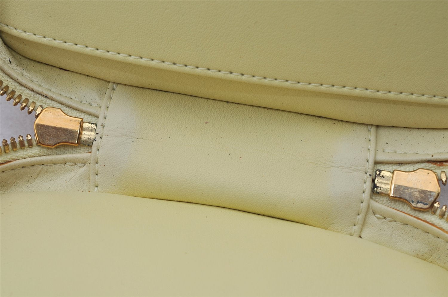 Auth Louis Vuitton Vernis Wooster Shoulder Cross Body Bag Yellow M91075 LV 8343J