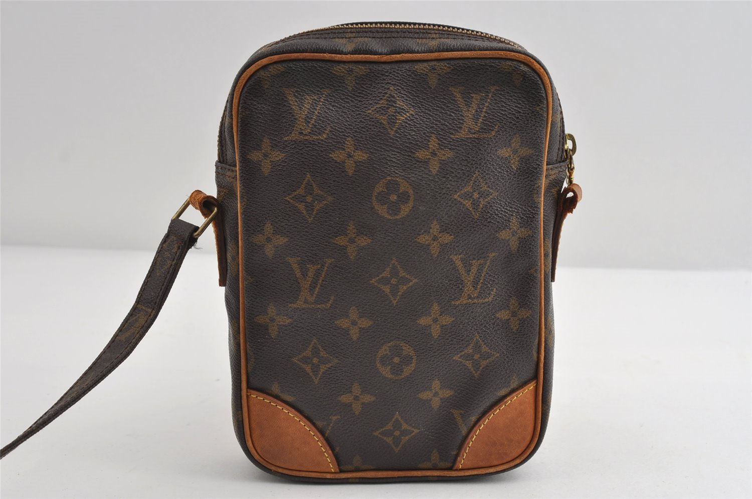 Authentic Louis Vuitton Monogram Danube Shoulder Crossbody Bag M45266 Junk 8363I