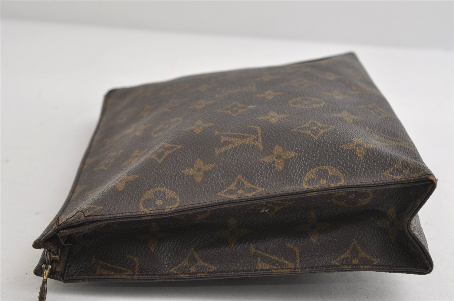 Authentic Louis Vuitton Monogram Poche Toilette 26 M47542 Cosmetics Pouch 8365I