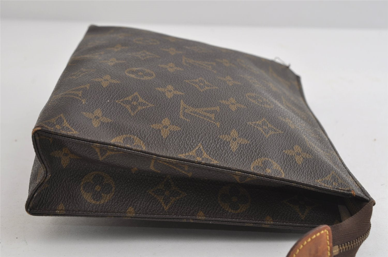 Authentic Louis Vuitton Monogram Poche Toilette 26 M47542 Cosmetics Pouch 8365I