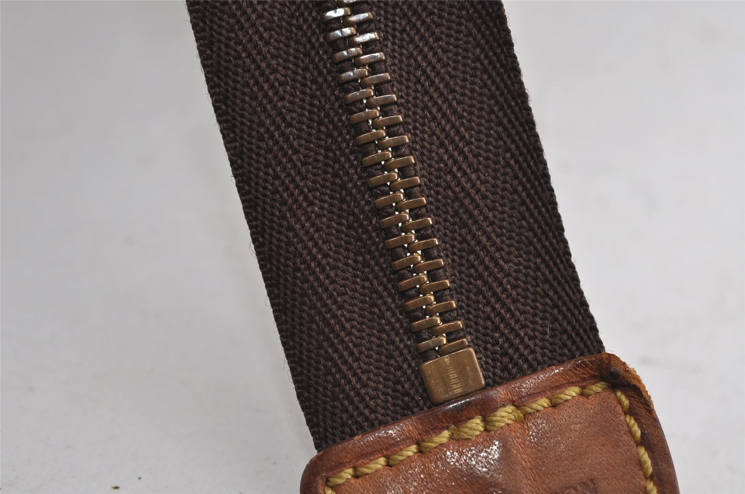 Authentic Louis Vuitton Monogram Poche Toilette 26 M47542 Cosmetics Pouch 8365I