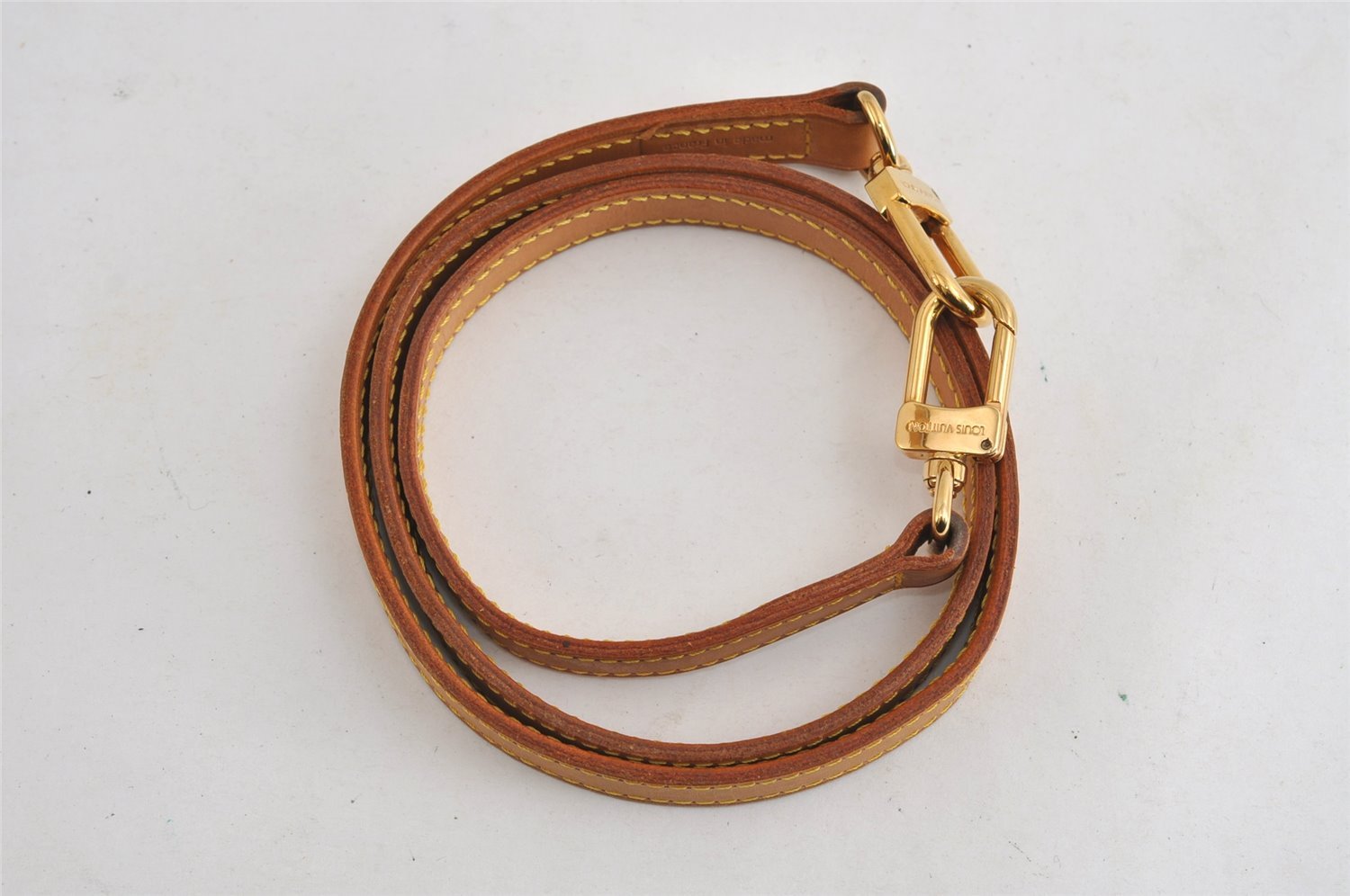 Authentic Louis Vuitton Leather Shoulder Strap Beige 39