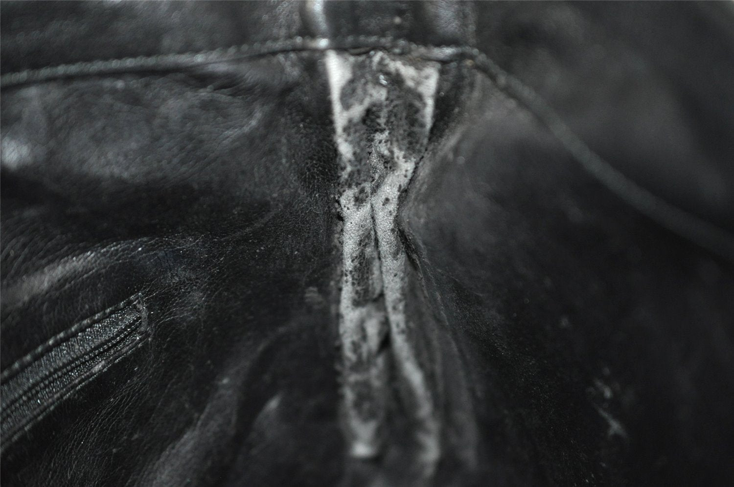 Authentic GUCCI Bamboo Vintage Shoulder Tote Bag Purse Leather Black Junk 8376I