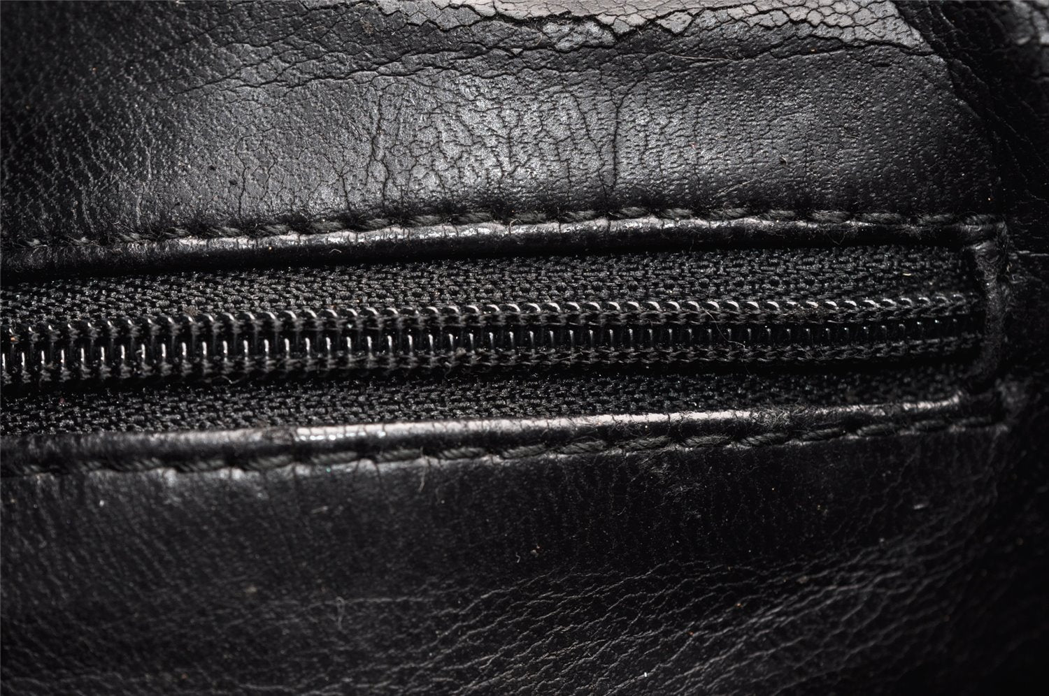 Authentic GUCCI Bamboo Vintage Shoulder Tote Bag Purse Leather Black Junk 8376I