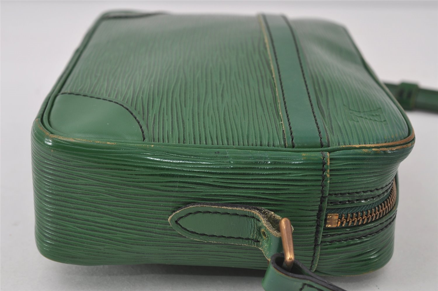 Auth Louis Vuitton Epi Trocadero 24 Shoulder Cross Bag Green M52314 LV 8381I