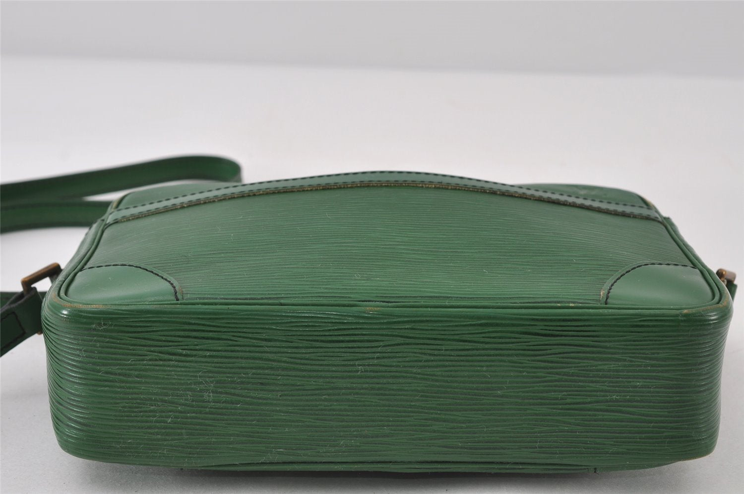 Auth Louis Vuitton Epi Trocadero 24 Shoulder Cross Bag Green M52314 LV 8381I