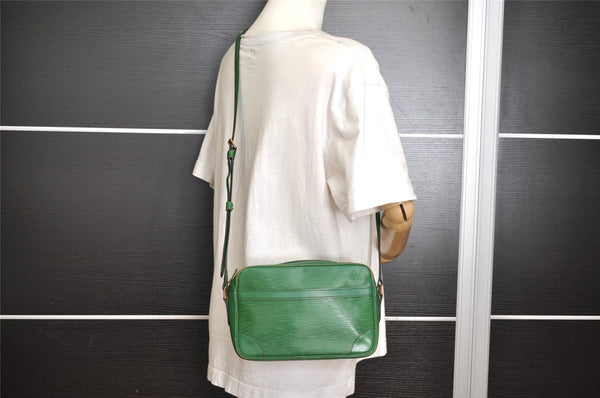Auth Louis Vuitton Epi Trocadero 24 Shoulder Cross Bag Green M52314 LV 8381I