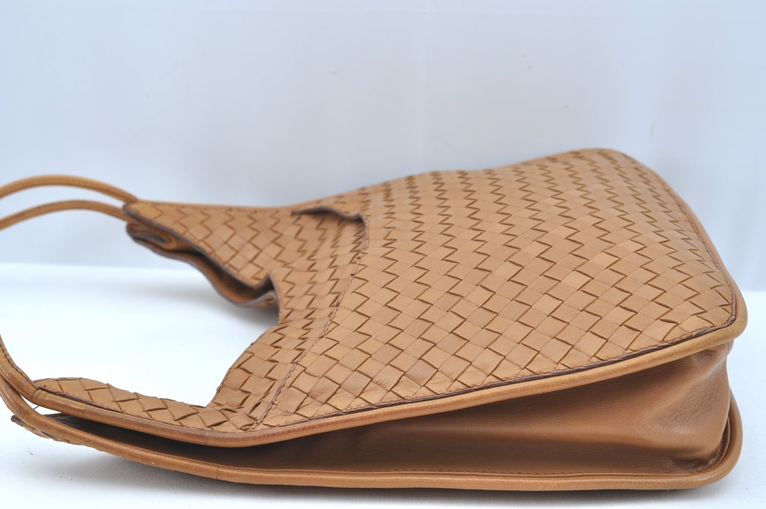 Authentic BOTTEGA VENETA Intrecciato Vintage Leather Shoulder Bag Brown 8394I