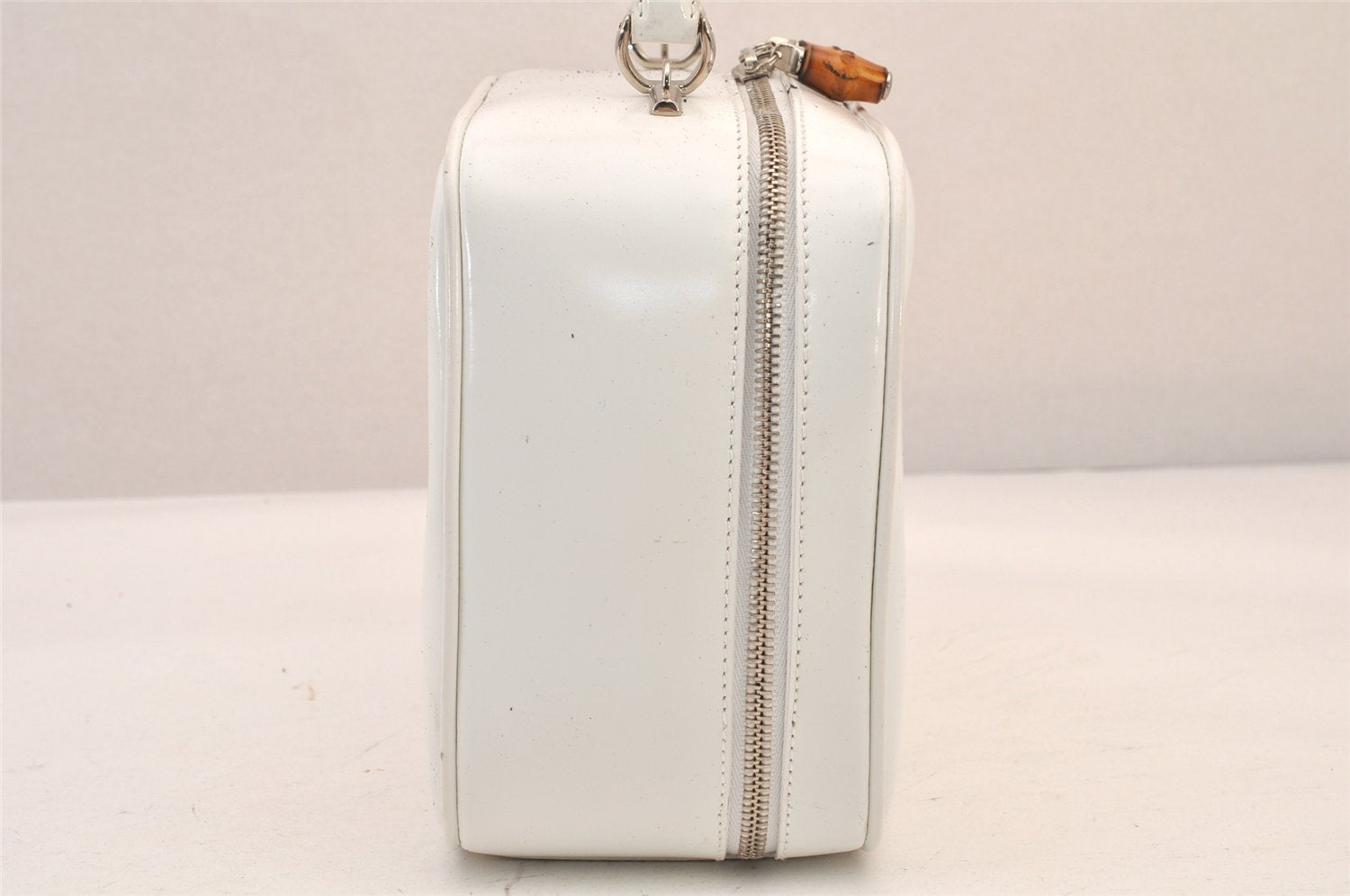 Authentic GUCCI Bamboo 2Way Shoulder Hand Bag Purse Leather White Junk 8395M