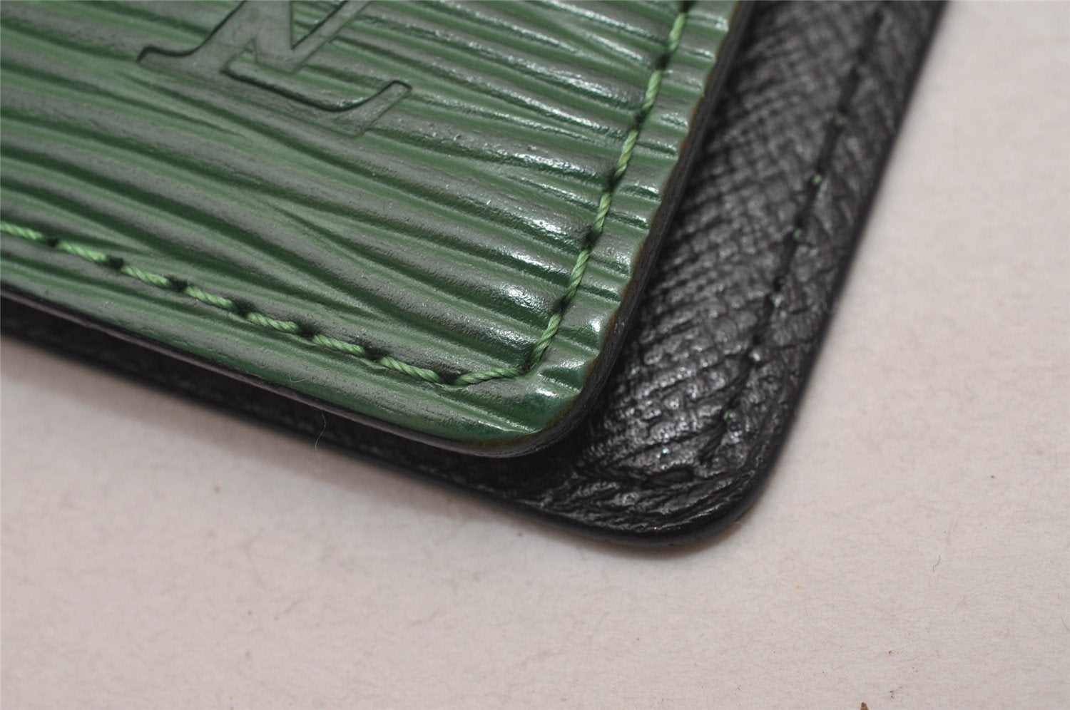 Authentic Louis Vuitton Epi Agenda PM Notebook Cover Green R20054 LV 8404I