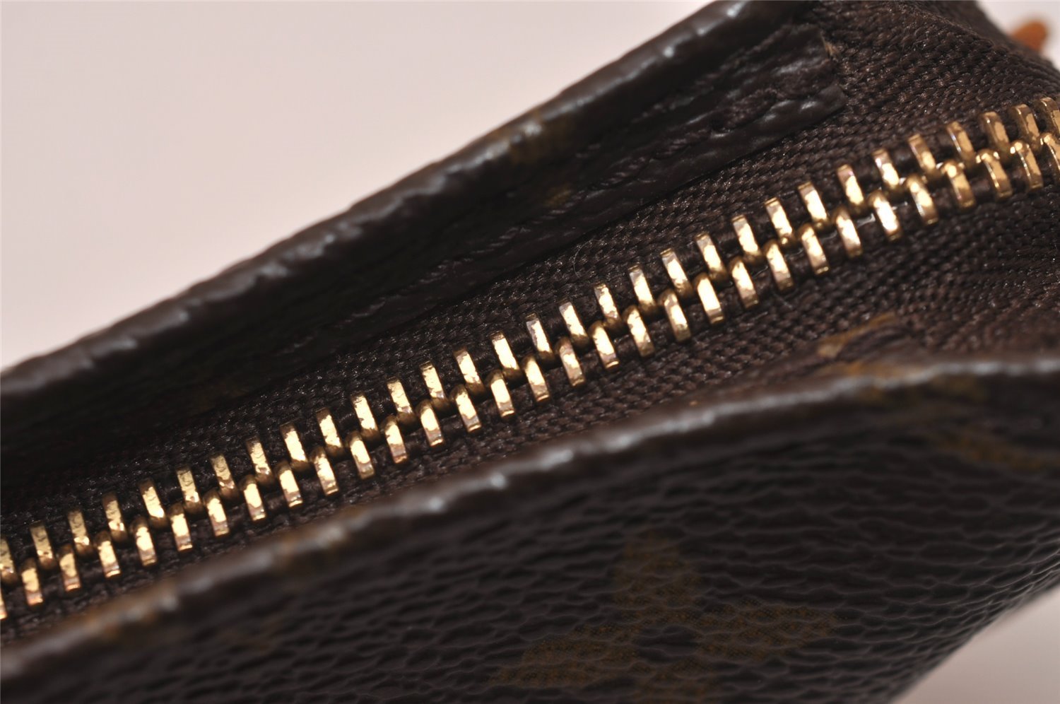 Authentic Louis Vuitton Monogram Pouch For Bucket PM LV 8410I