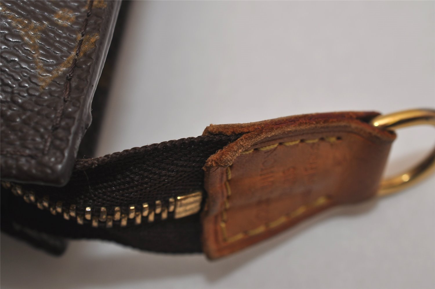 Authentic Louis Vuitton Monogram Pouch For Bucket PM LV 8410I