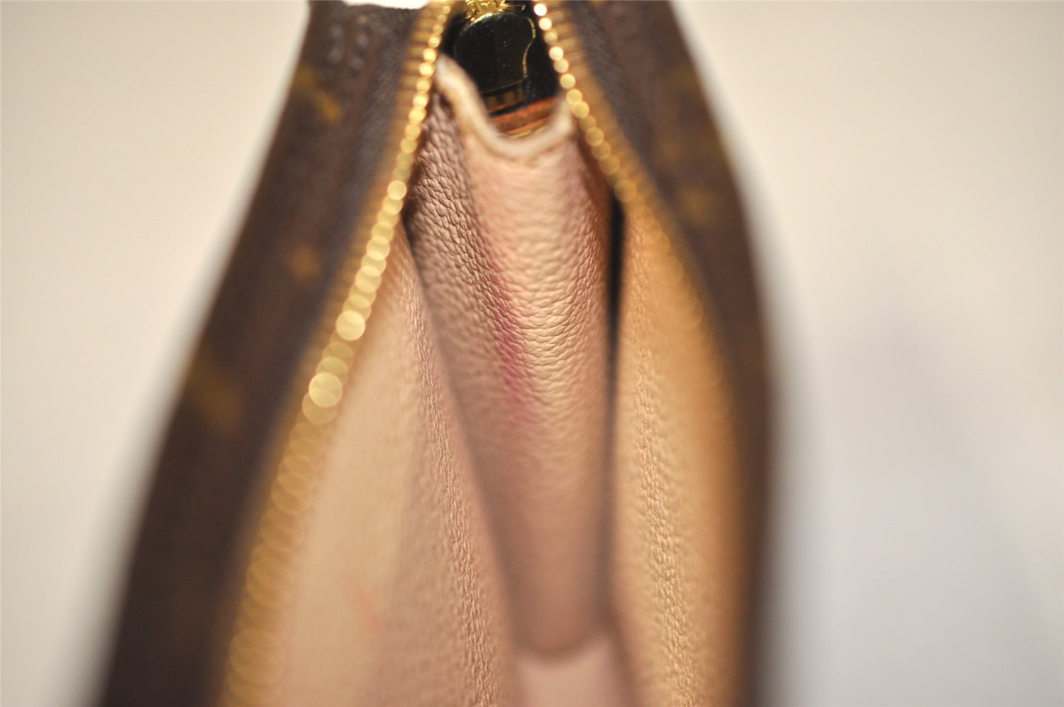 Authentic Louis Vuitton Monogram Pouch For Bucket PM LV 8410I