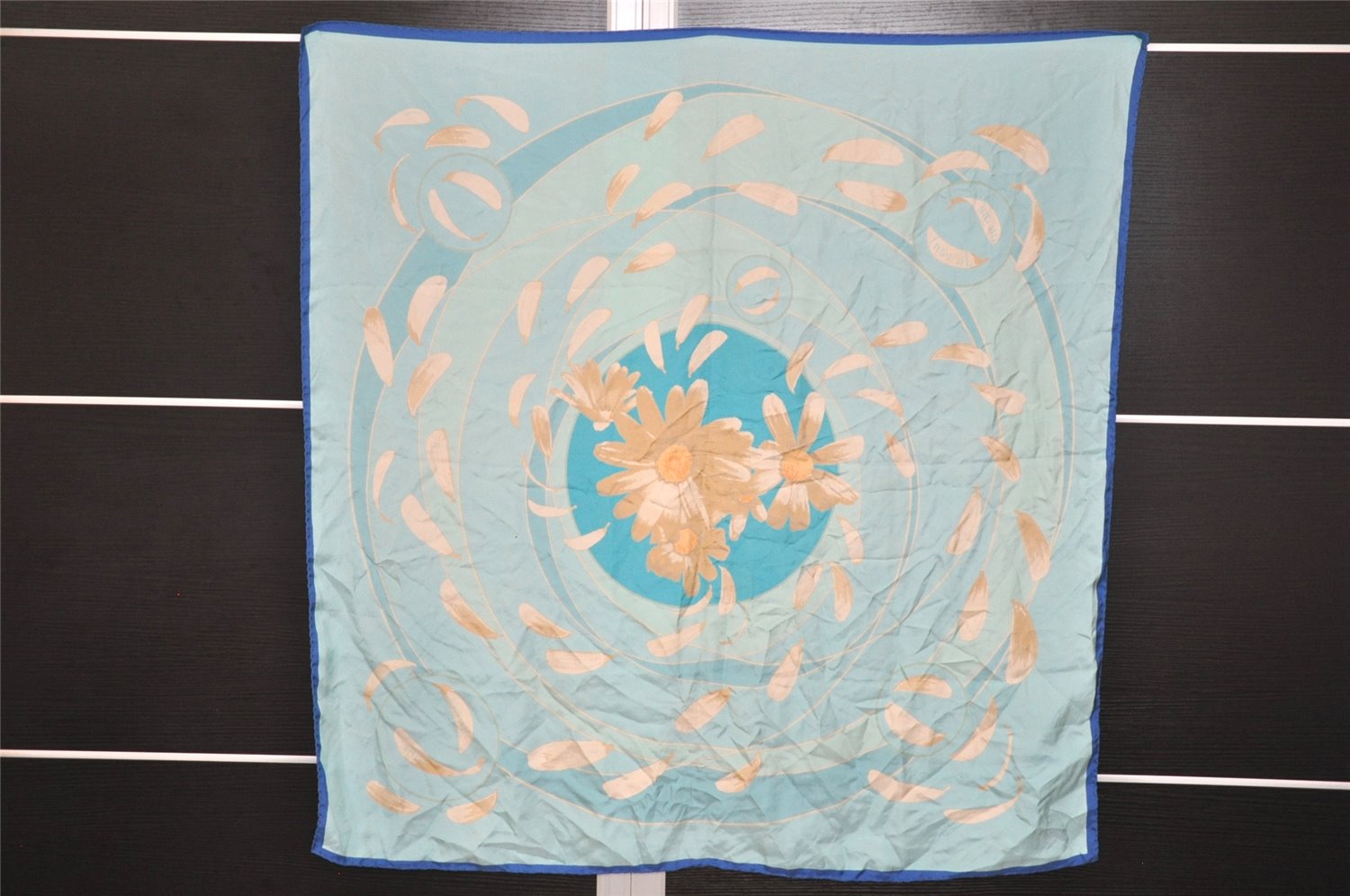 Authentic HERMES Carre 90 Scarf 