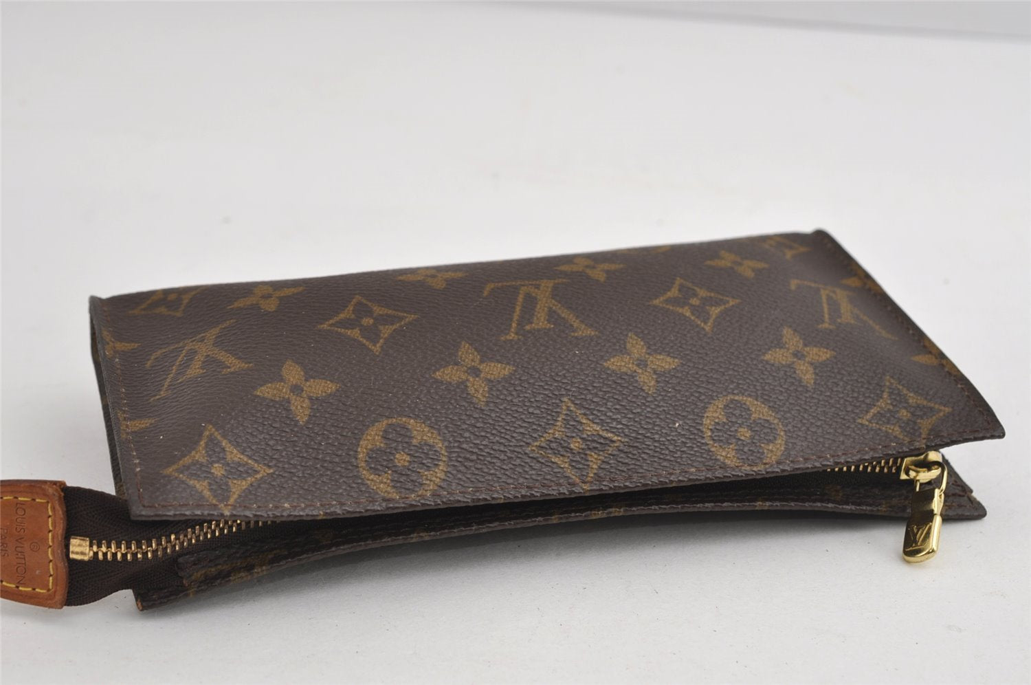Authentic Louis Vuitton Monogram Pouch For Bucket GM LV 8412I