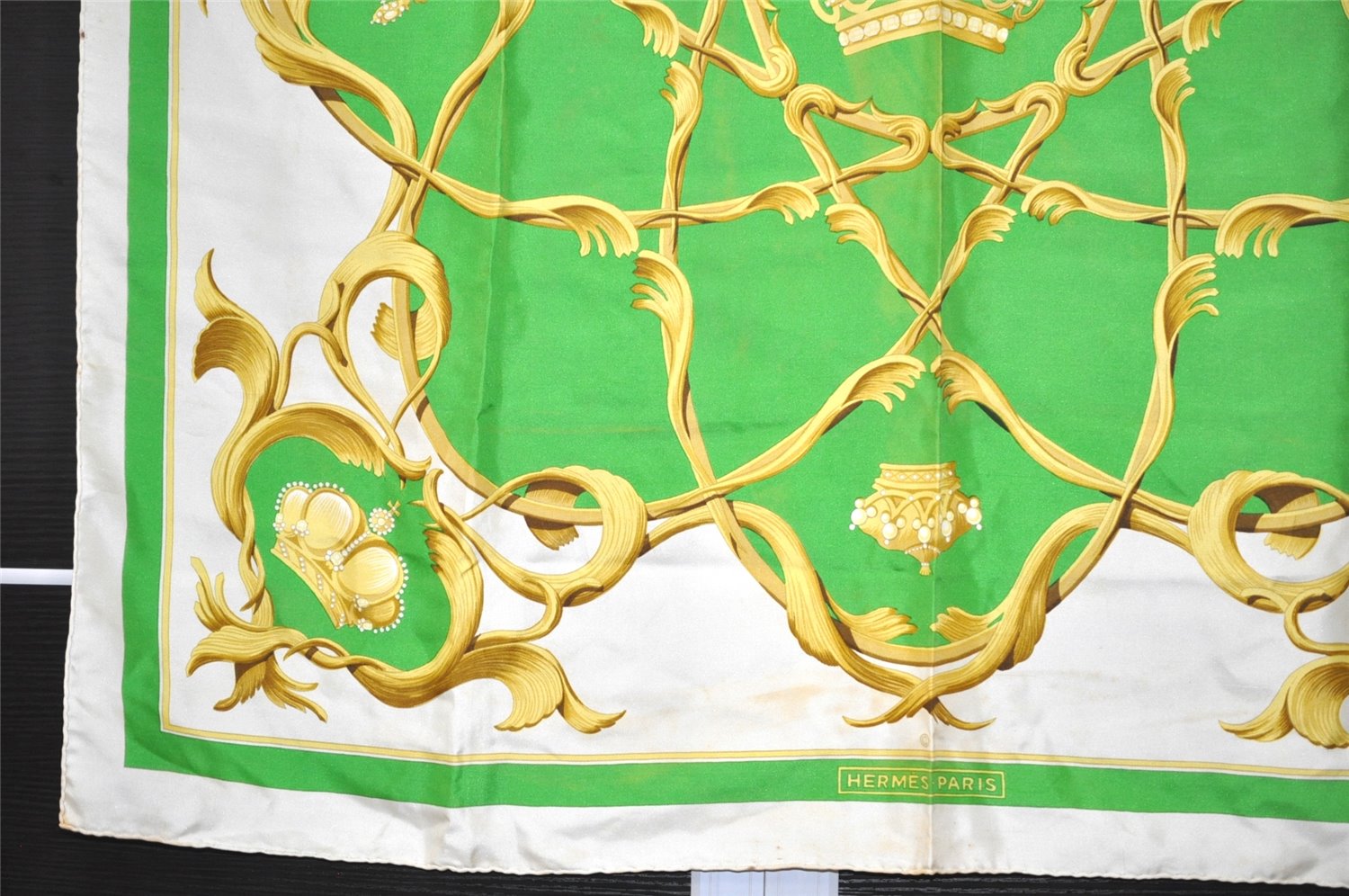 Authentic HERMES Carre 90 Scarf 