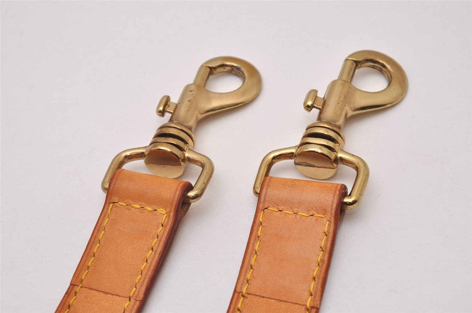 Authentic Louis Vuitton Leather Shoulder Strap Beige 37.4-44.1