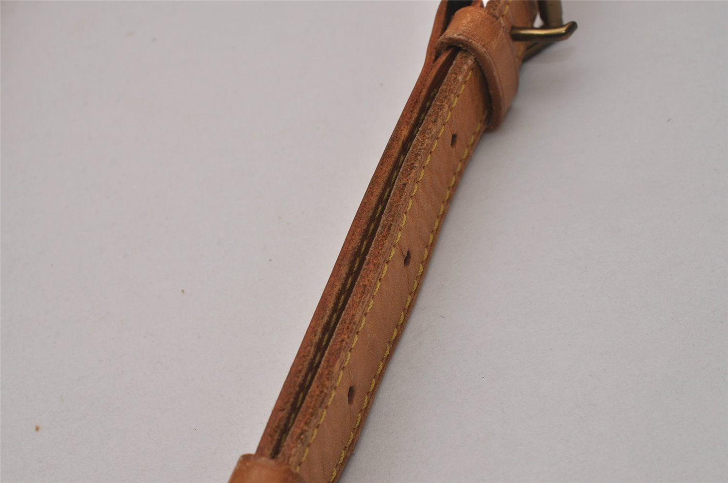 Authentic Louis Vuitton Leather Shoulder Strap Beige 33.9-40.9