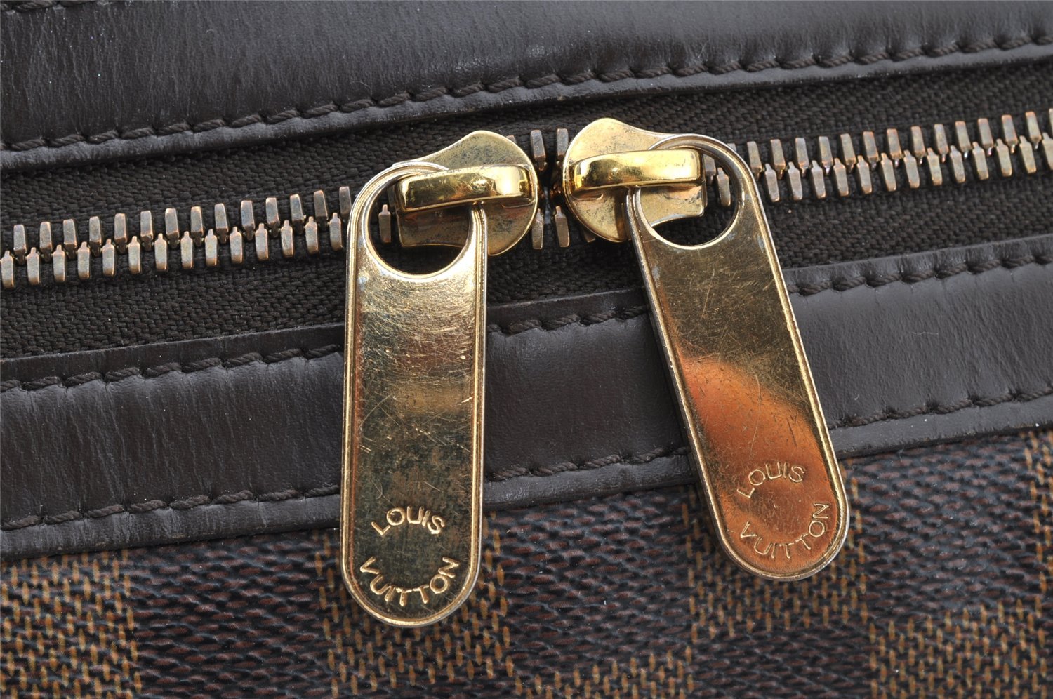 Authentic Louis Vuitton Damier Berkeley Hand Boston Bag Purse N52000 LV 8421I