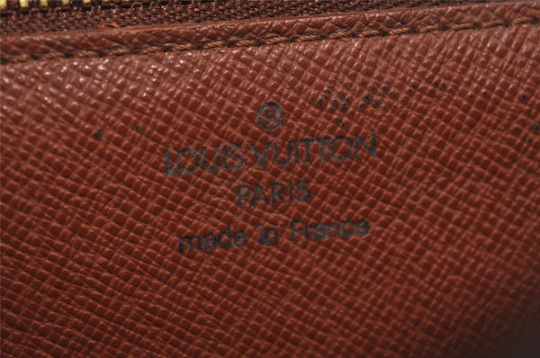 Authentic Louis Vuitton Monogram Saint Cloud GM M51242 Shoulder Cross Bag 8422I