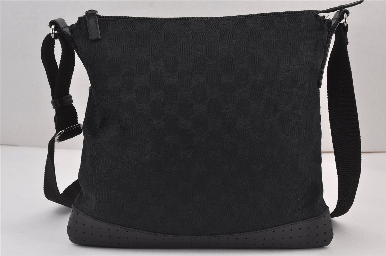 Authentic GUCCI Shoulder Cross Body Bag GG Canvas Leather 145857 Black 8423J