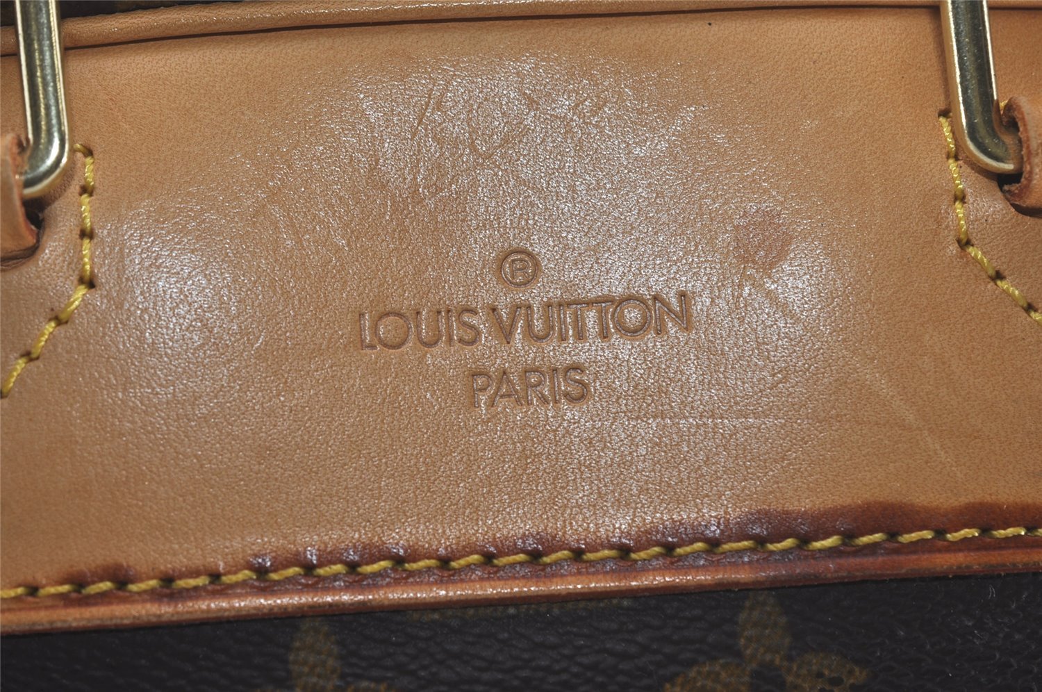 Authentic Louis Vuitton Monogram Evasion PM Boston Travel Bag M41443 LV 8425I