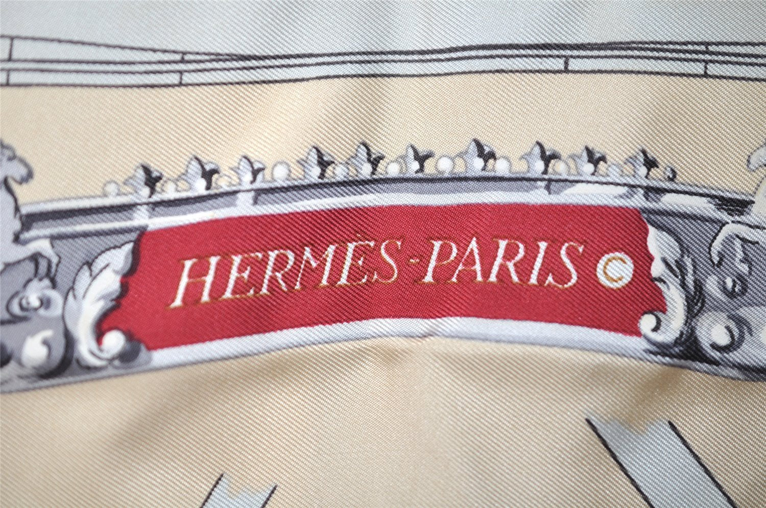 Authentic HERMES Carre 90 Scarf 