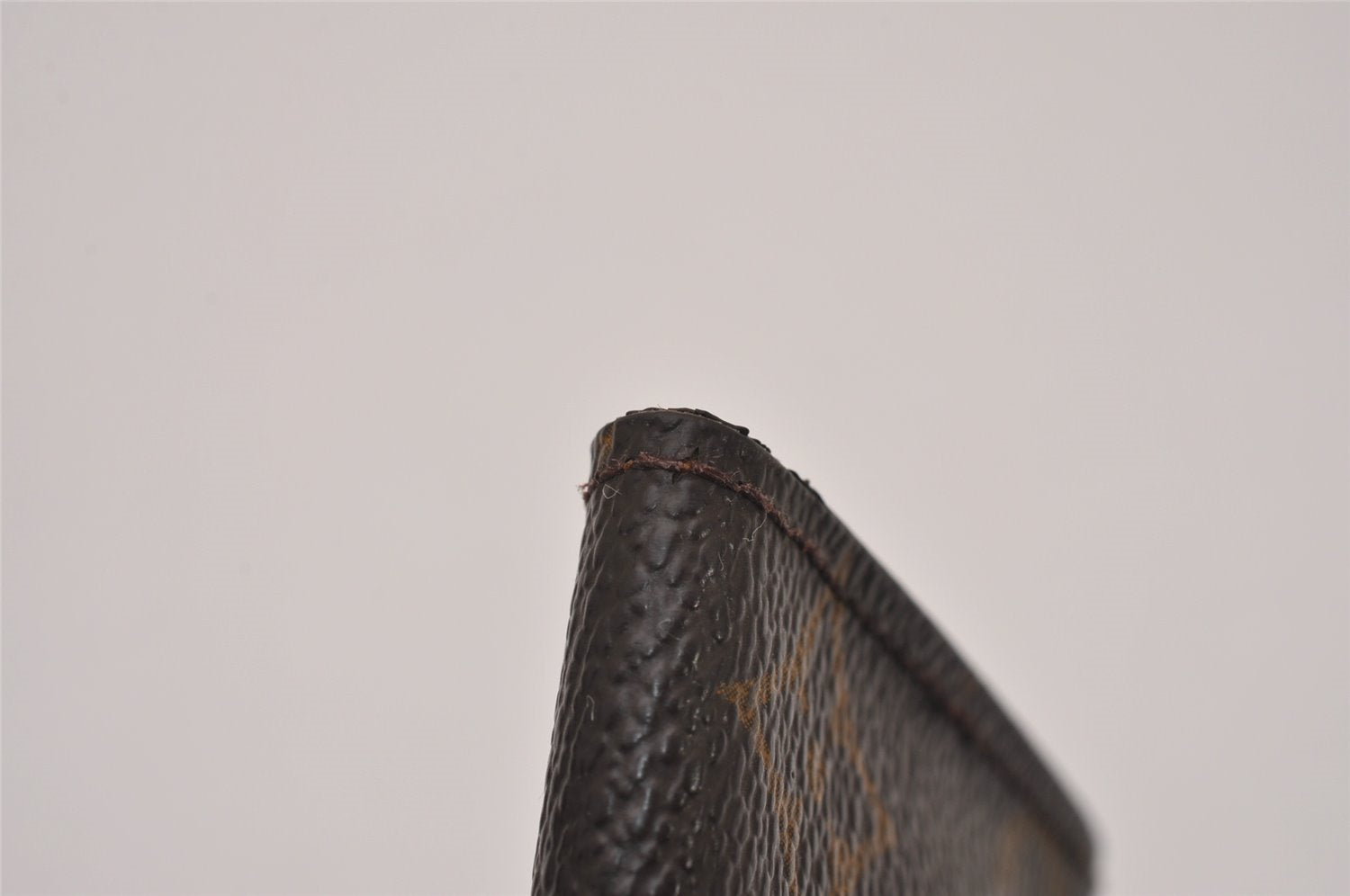 Authentic Louis Vuitton Monogram Multicles 6 Six Hooks Key Case M62630 LV 8437I