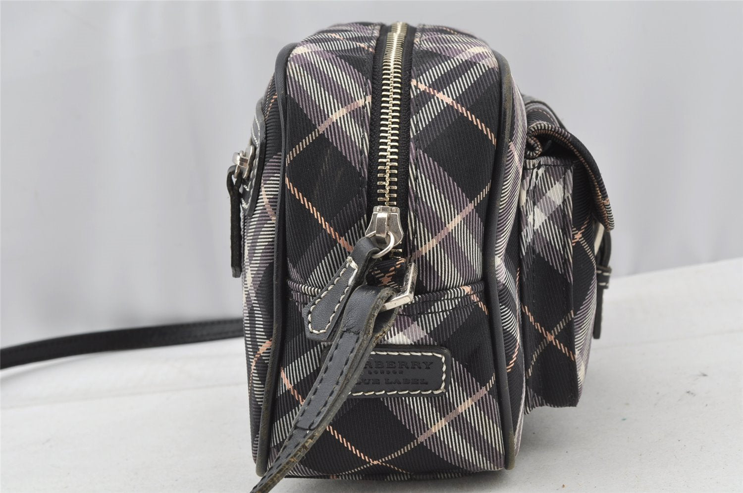 Authentic BURBERRY BLUE LABEL Check Shoulder Cross Bag Nylon Leather Black 8440I