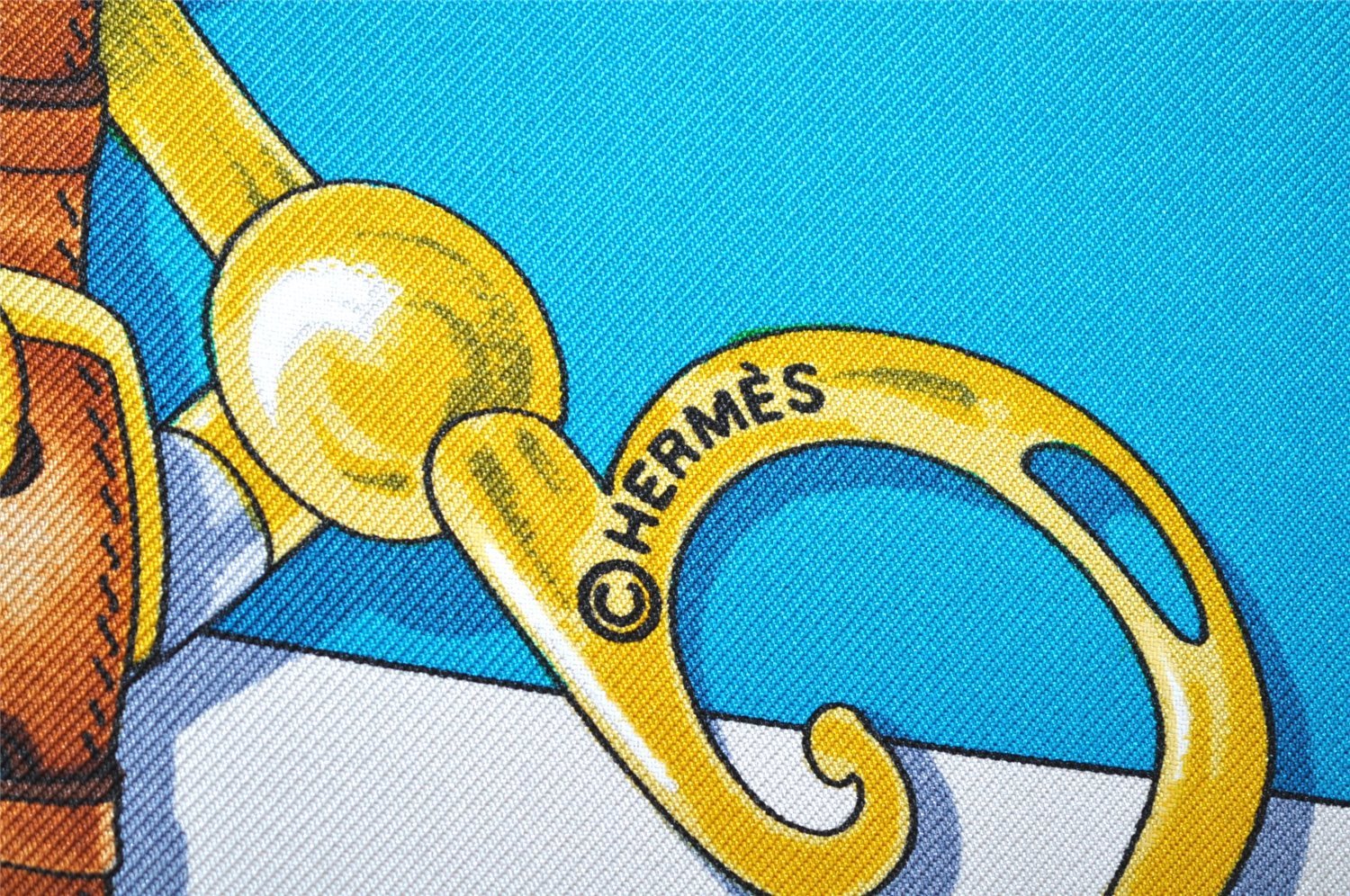 Authentic HERMES Carre 90 Scarf 