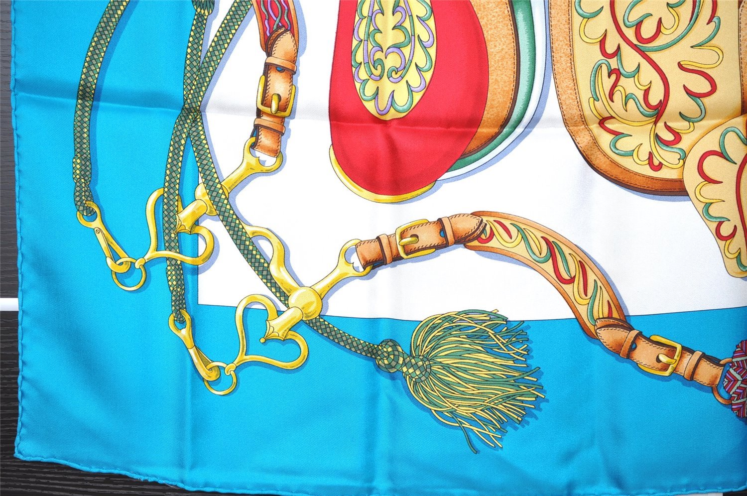 Authentic HERMES Carre 90 Scarf 