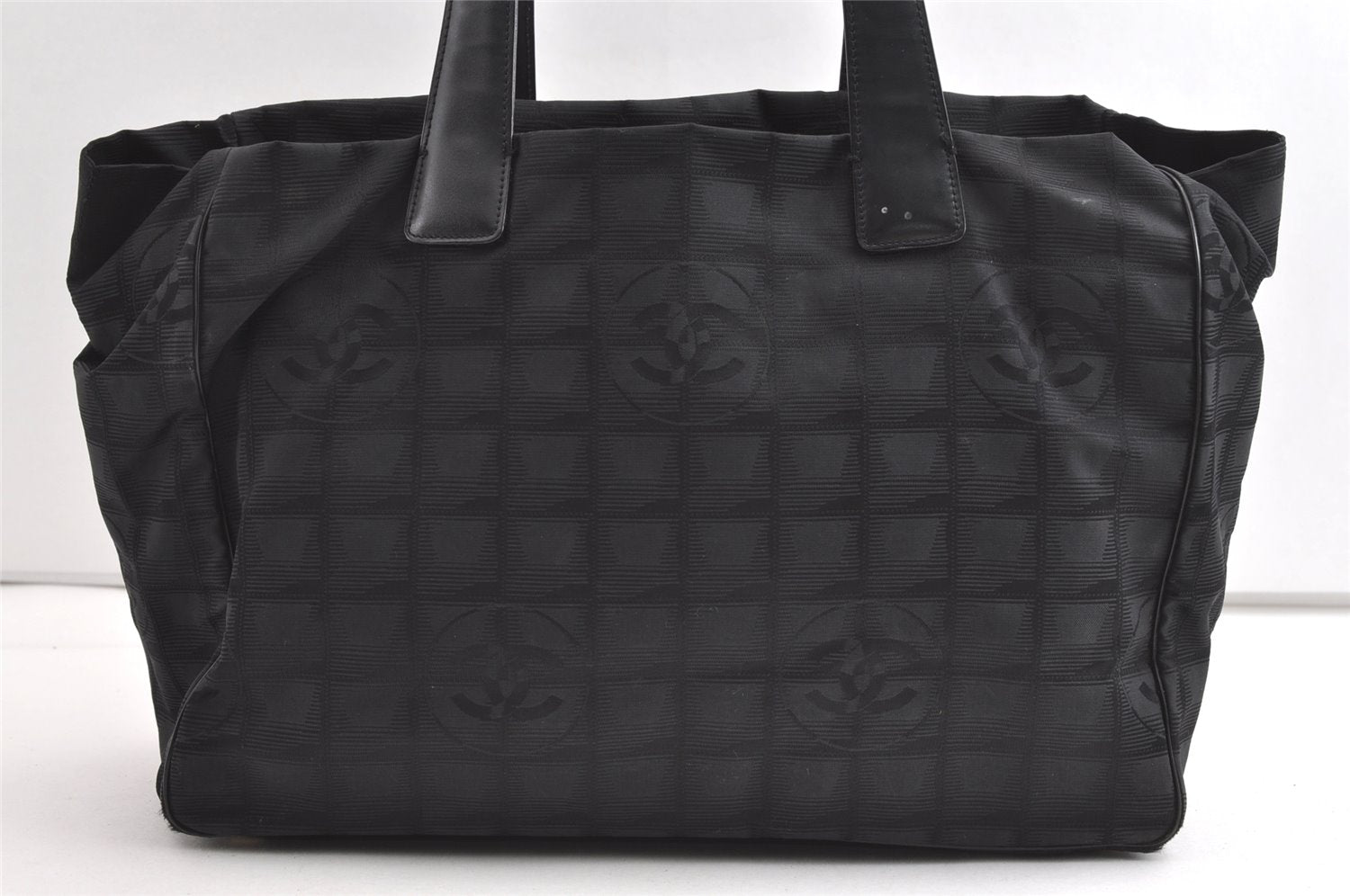 Authentic CHANEL New Travel Line Shoulder Tote Bag Nylon Leather Black 8441J