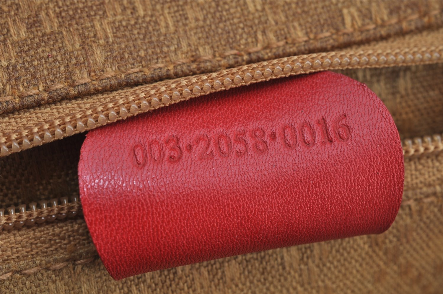 Authentic GUCCI Bamboo Vintage Drawstring Backpack Leather Red 8442I