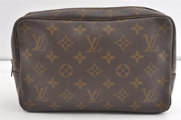 Auth Louis Vuitton Monogram Trousse Toilette 23 Clutch Hand Bag Old Model 8442J