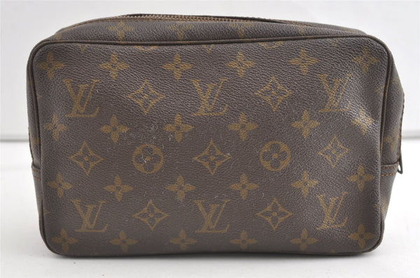 Auth Louis Vuitton Monogram Trousse Toilette 23 Clutch Hand Bag Old Model 8442J