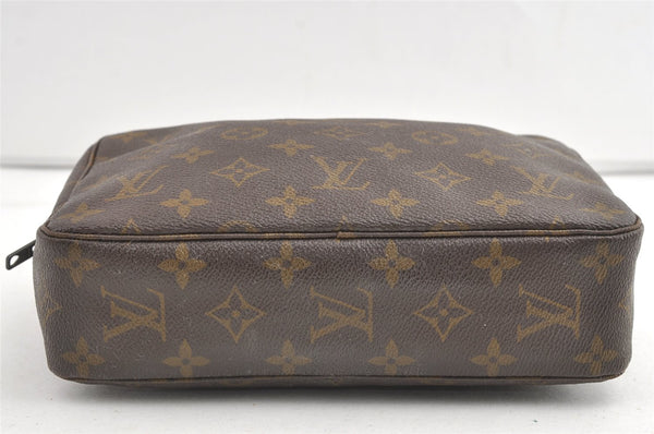 Auth Louis Vuitton Monogram Trousse Toilette 23 Clutch Hand Bag Old Model 8442J